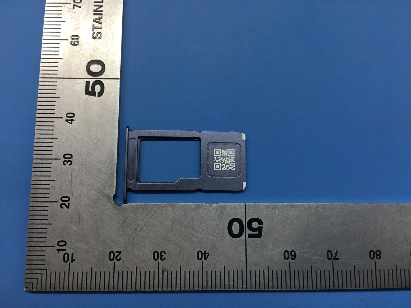 Lenovo TB-J706F SD tray_GR&*HQ23800199000 CS 5M88C17562