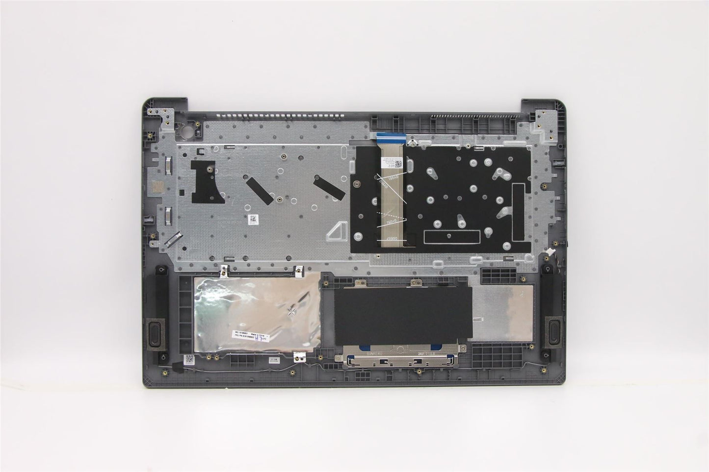 Lenovo Upper Case ASM_TUR L82H9 FP A/GDIS 5CB1B96602