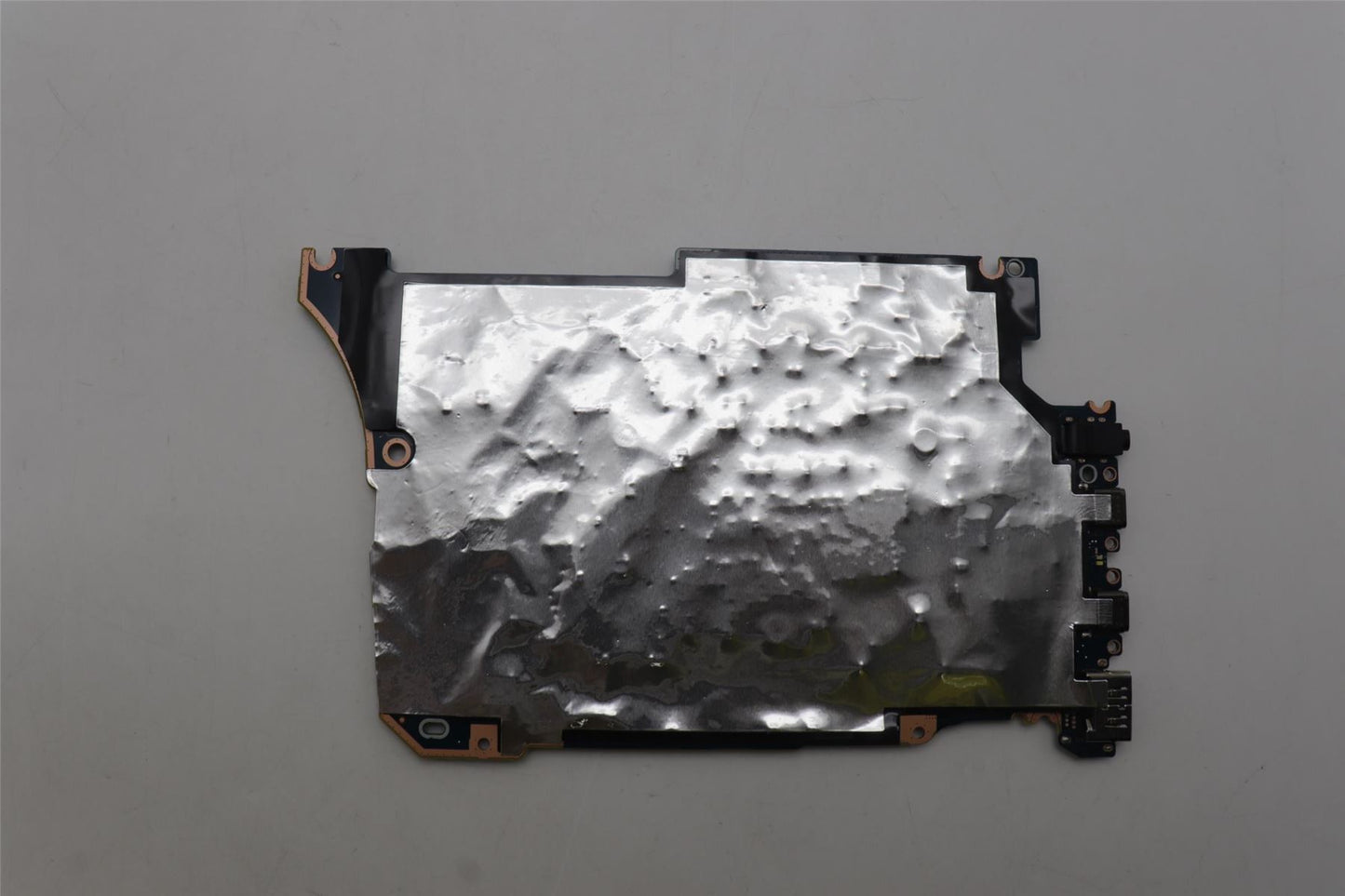 Lenovo H83DJ ULT7155U UMA16G L NOKRMDI 5B21N62502