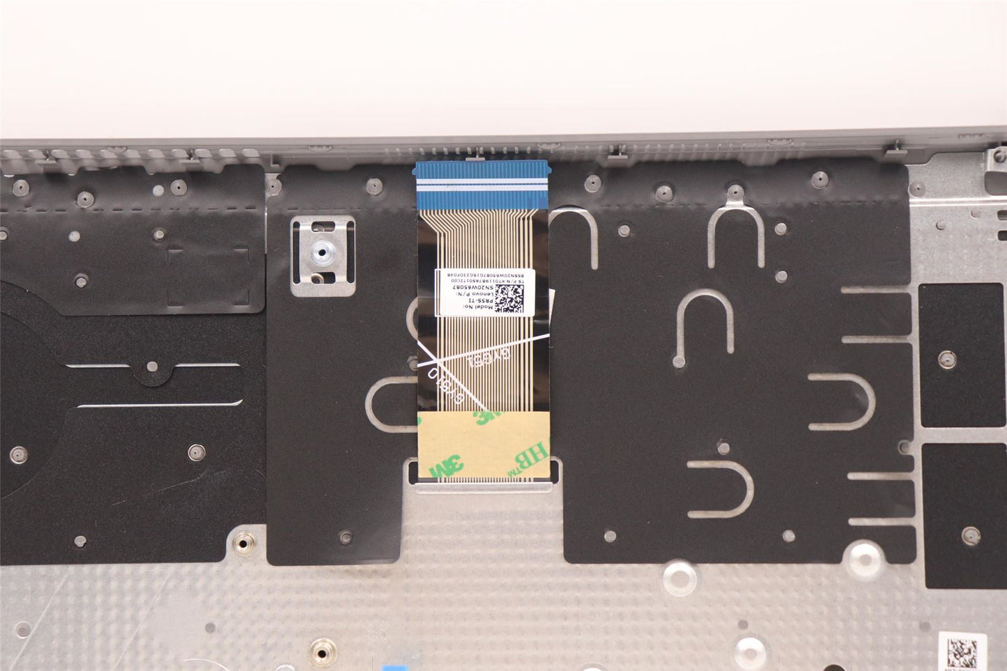 Lenovo UpperCaseASM_THAI C82R1 NFP CG 5CB1F36632