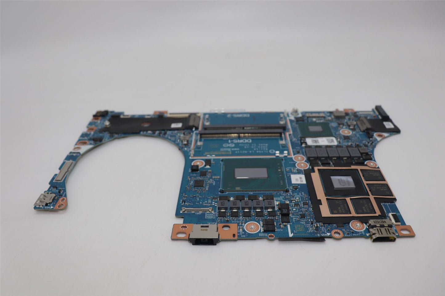 Lenovo C 83DG I74700HX_RTX4070 NOKRM 5B21N54796