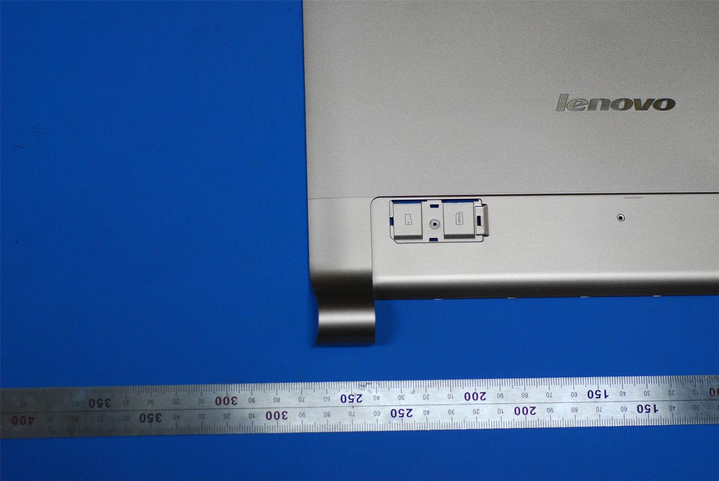 Lenovo B8080 RoW 3G Rear Cover Assy Gol_CS 5SR9A6MWG4