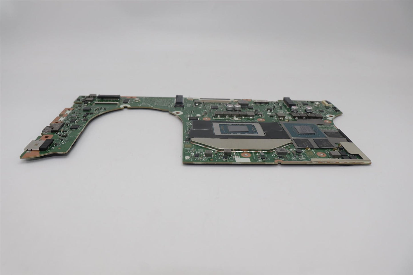 Lenovo L83D5WINR5 HPTHS RTX305016GRM O 5B21M80905