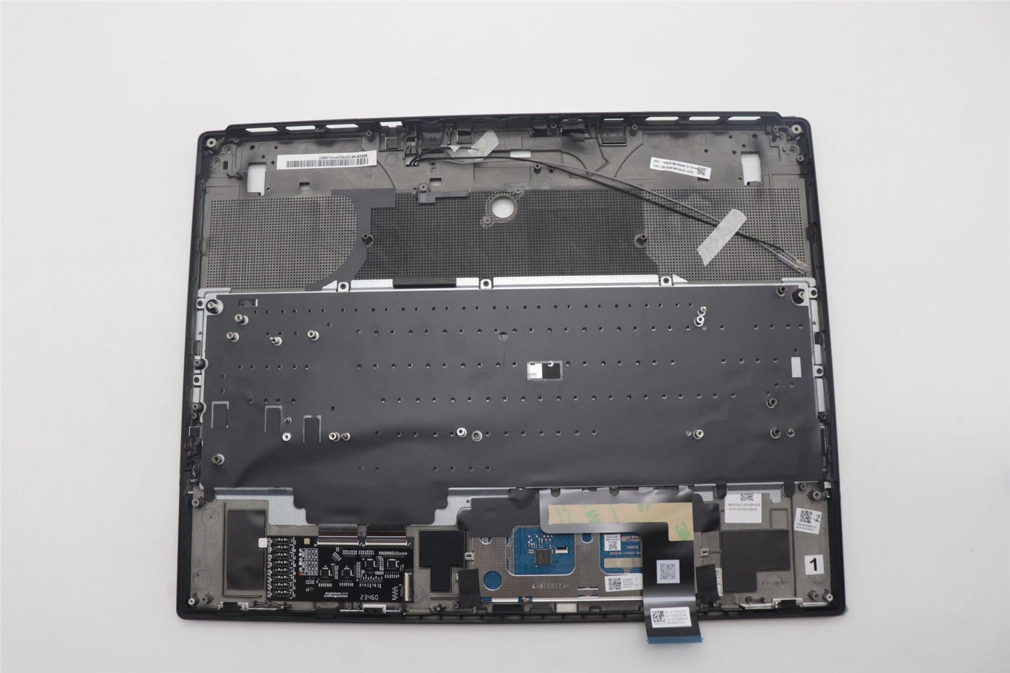 Lenovo Upper Case ASM_ENG L 83G0W/SCW 5CB1M72376