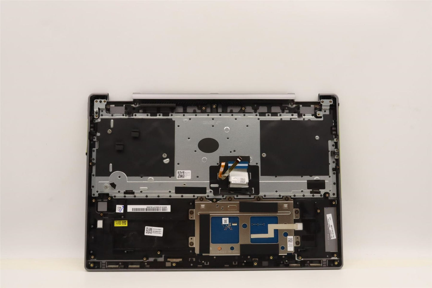 Lenovo Upper Case ASM_FRA L82QG NFPAG 5CB1J01888