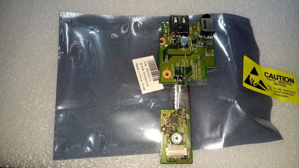 Lenovo LOS1 Card Reader Board 90005073