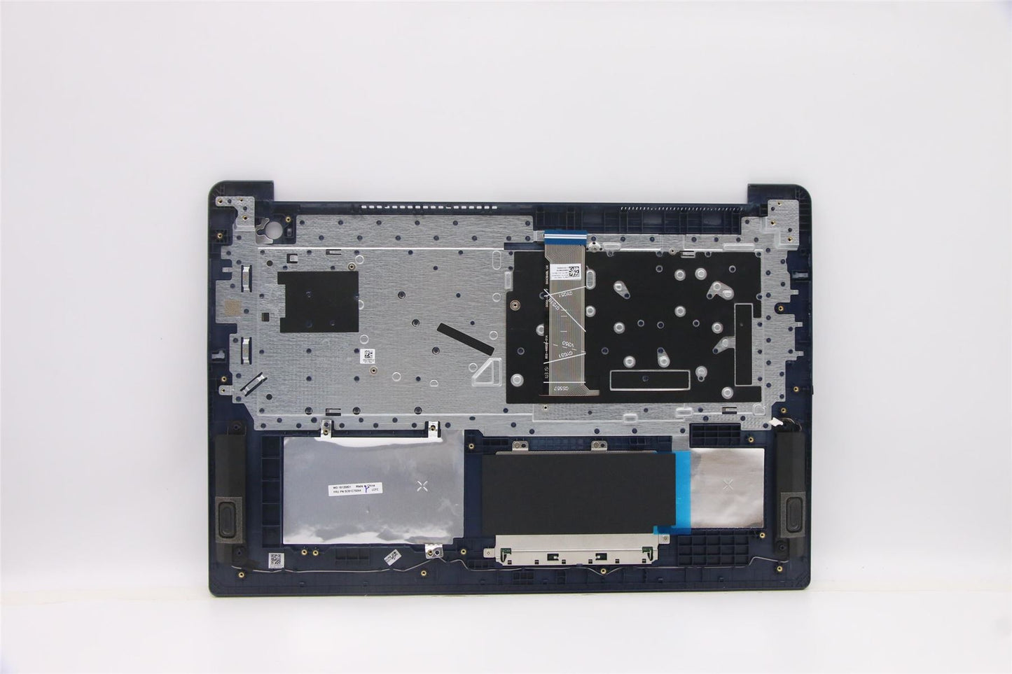Lenovo Upper Case ASM_POR L82KV FP A/BUMA 5CB1C75044