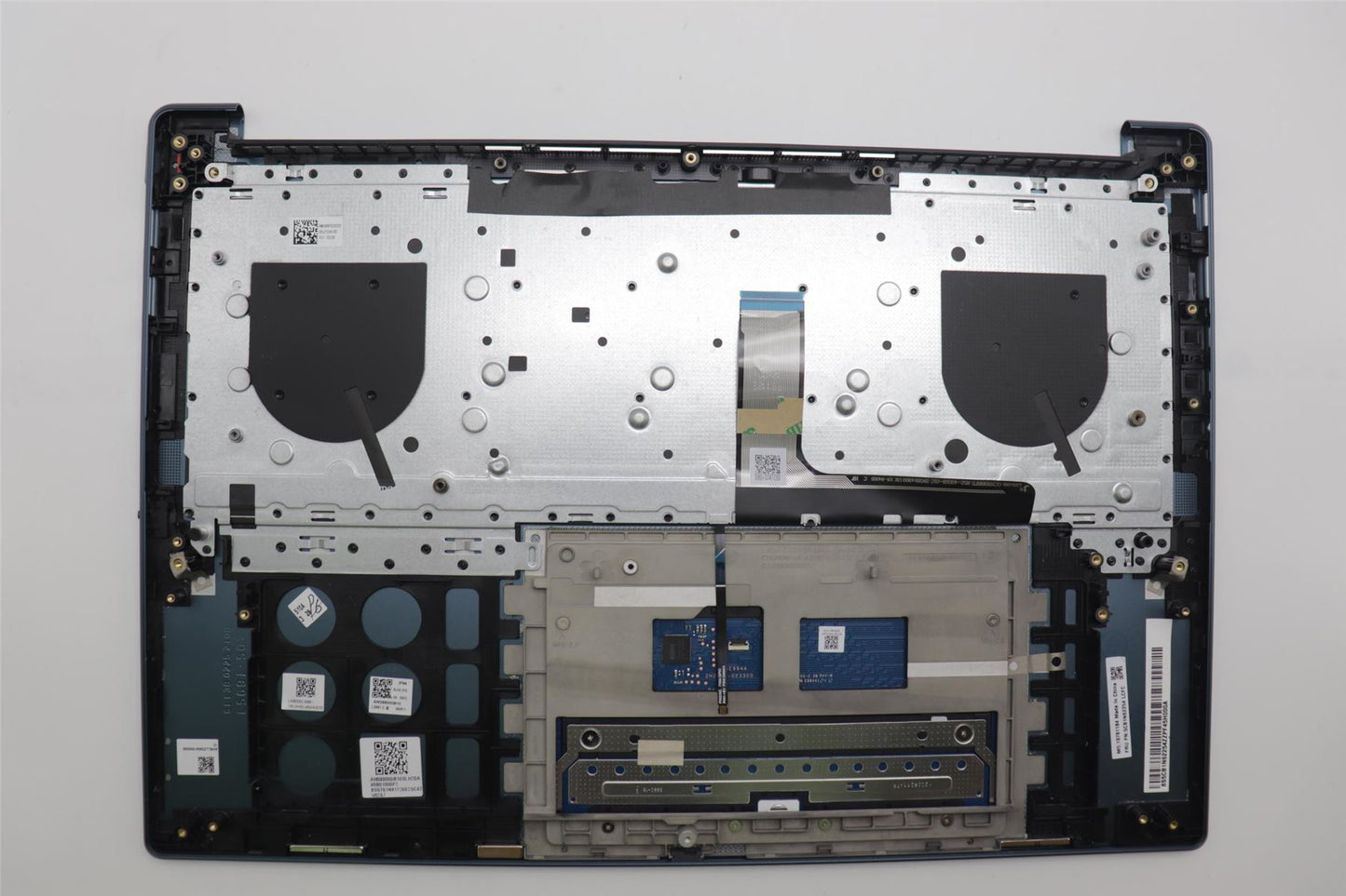 Lenovo Upper Case ASM_CZE/SLK L 83DNTT PS 5CB1N62254