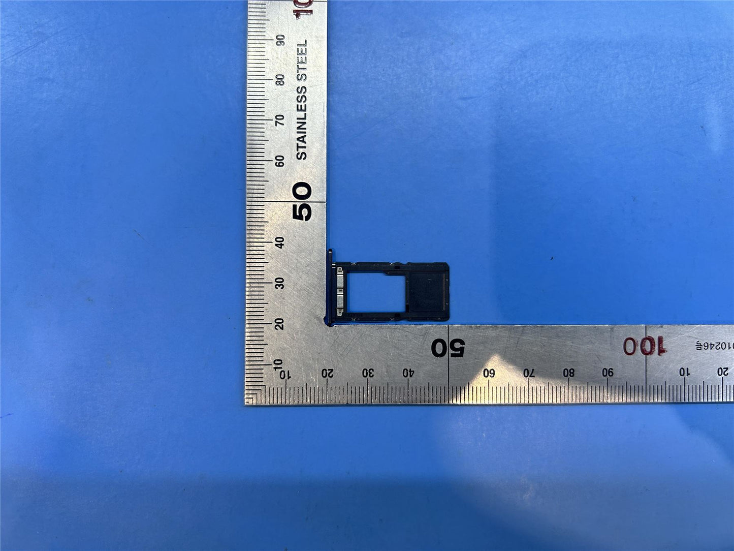 Lenovo TB370FU T-FLASH_GR&*HQ238013G2000 CS 5M88C22924