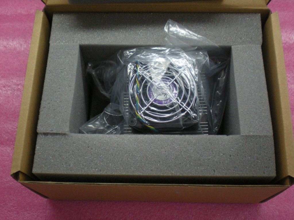 Lenovo FRU Fansink Field Replaceable Unit and Heatsink Fan 45K2261