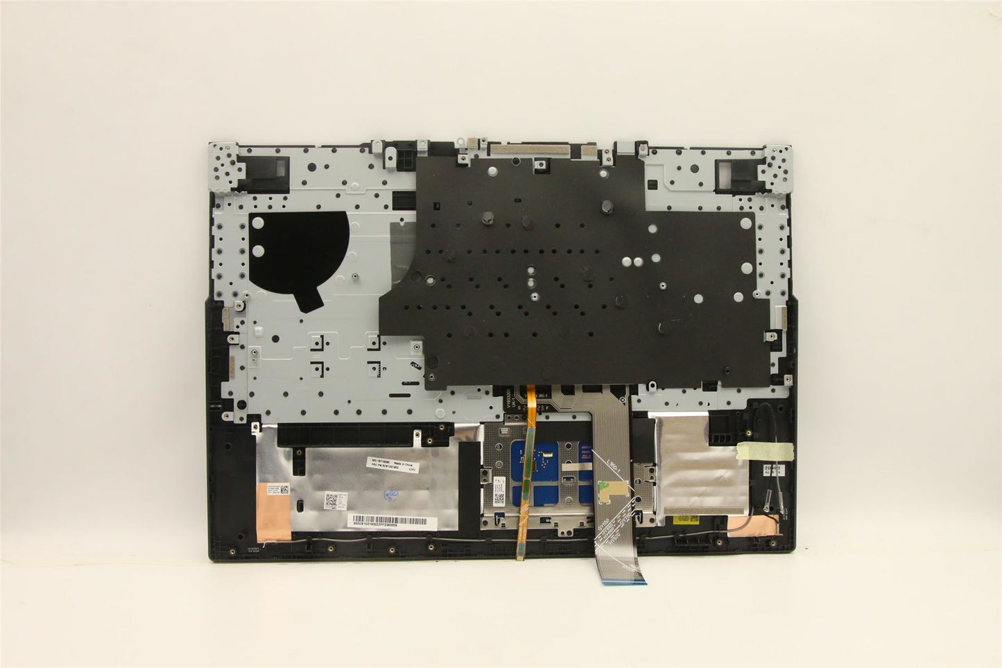 Lenovo Upper Case ASM_SWS L82K0 PHABU 5CB1D01932