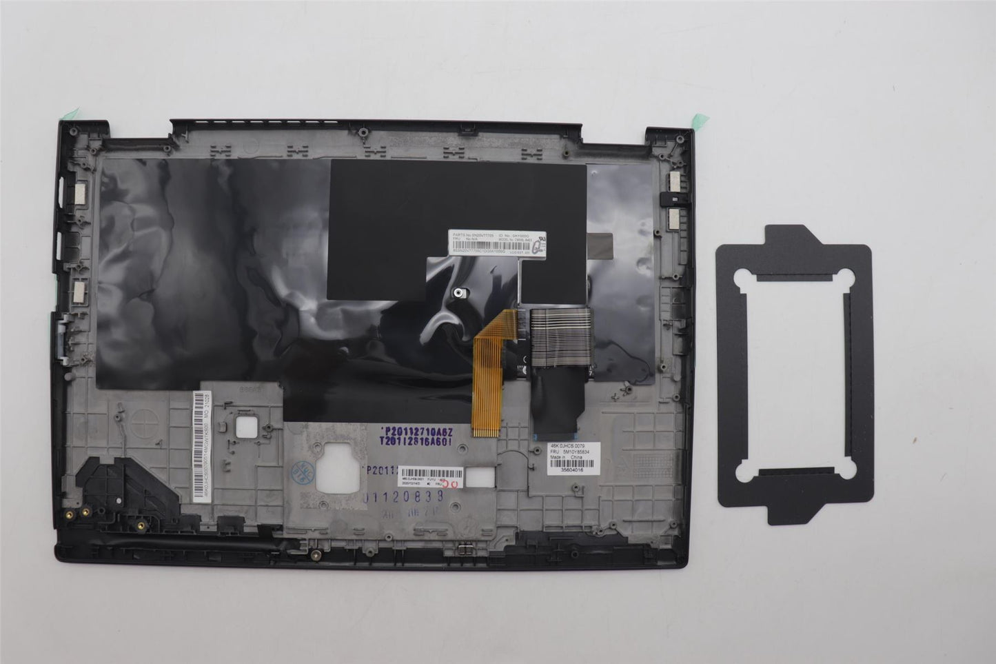 Lenovo WW C-Cvr+EST KB ASM,CHY 5M10Y85834