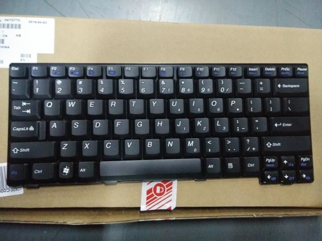 Lenovo FRU E49-KBD USE CHY US English Keyboard 04Y0754
