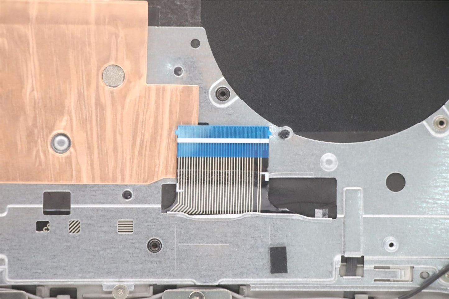 Lenovo Upper Case ASM_BRL L82K8 BK 5CB1C93674
