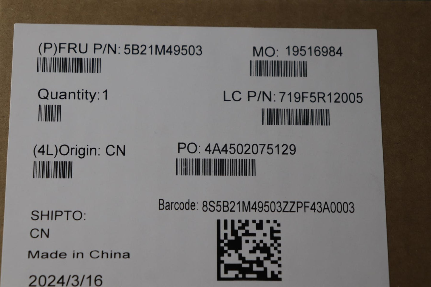 Lenovo L83DNULT9_185H_4060_32G_NOKRMEI 5B21M49503