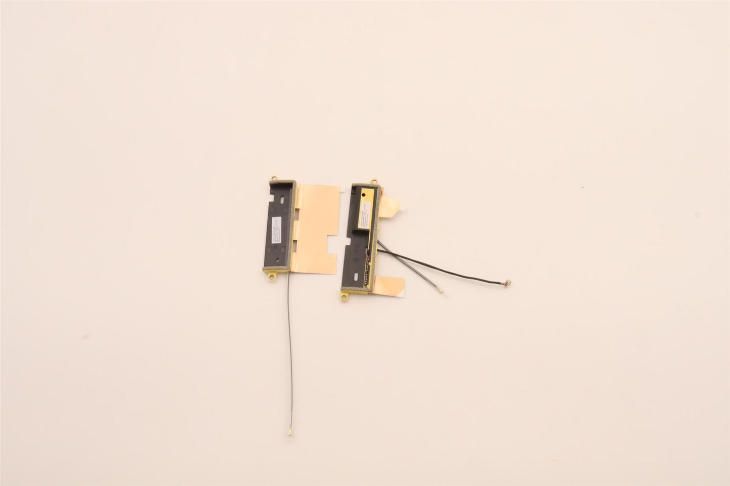 Lenovo KIT_WWAN MIMO Antenna_Amphenol 5A31H76559