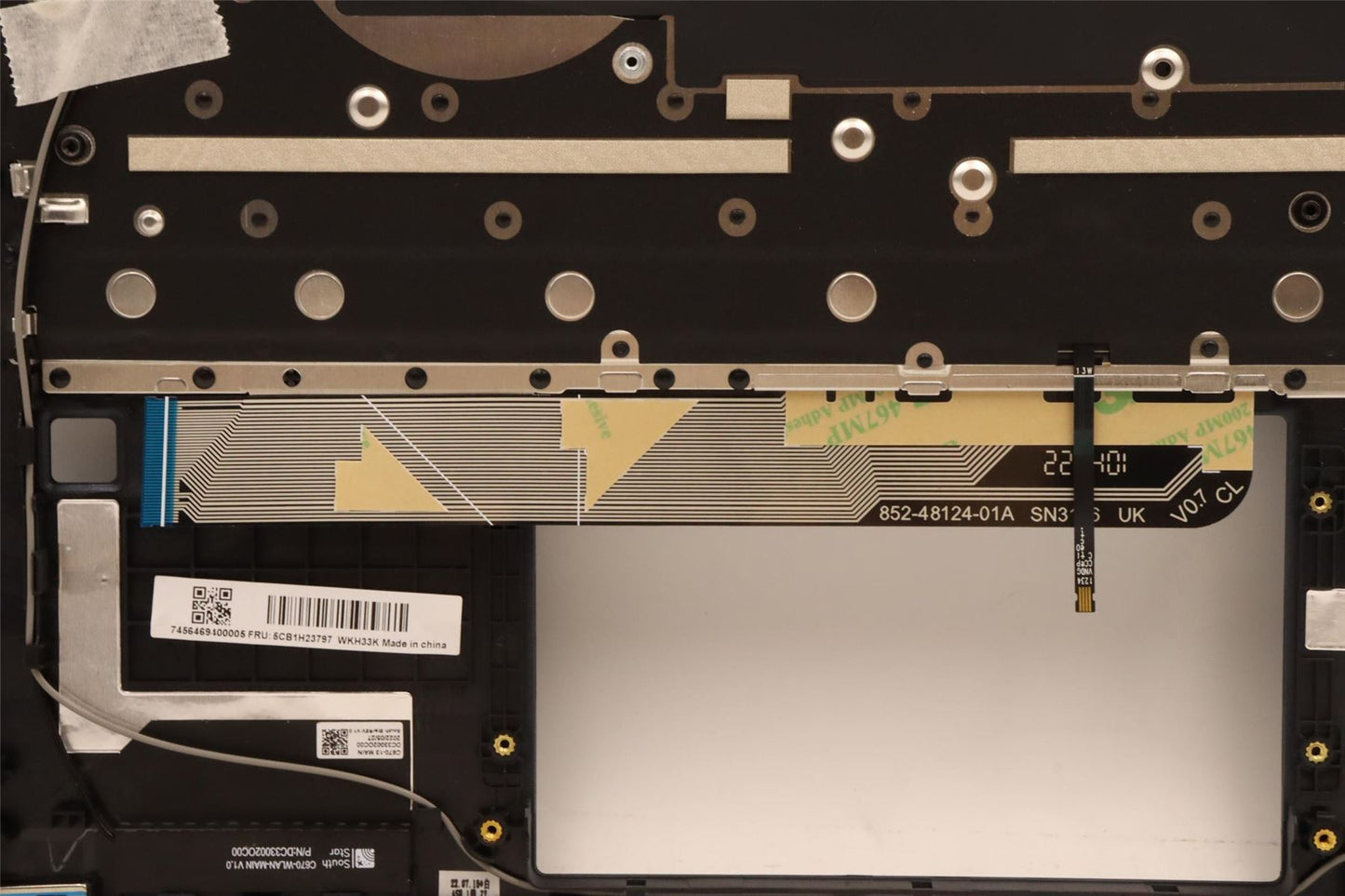 Lenovo Yoga 6 13ABR8 Keyboard Palmrest Top Cover Spanish Silver 5CB1H23797