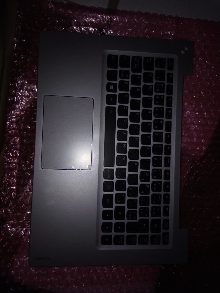 Lenovo LZ9 Upper Case Silver W/KB(BL)-CFR Canadian French Keyboard 90203169