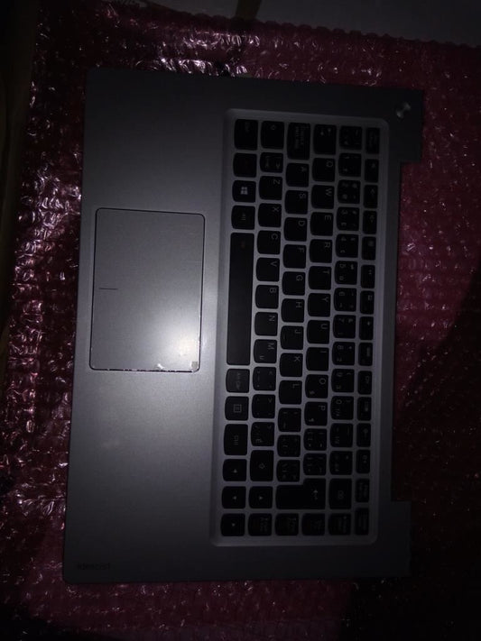 Lenovo LZ9 Upper Case Silver W/KB(BL)-CFR Canadian French Keyboard 90203169