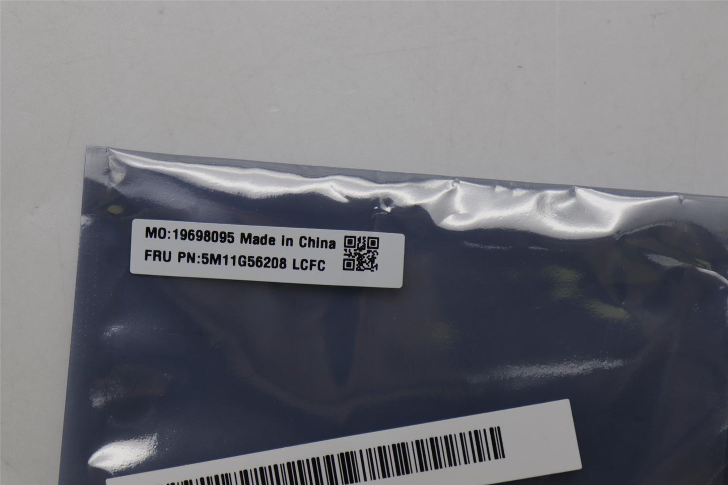 Lenovo TOUCHPAD CS23 3+2bCP,GL,BK,NFC,TRI 5M11G56208
