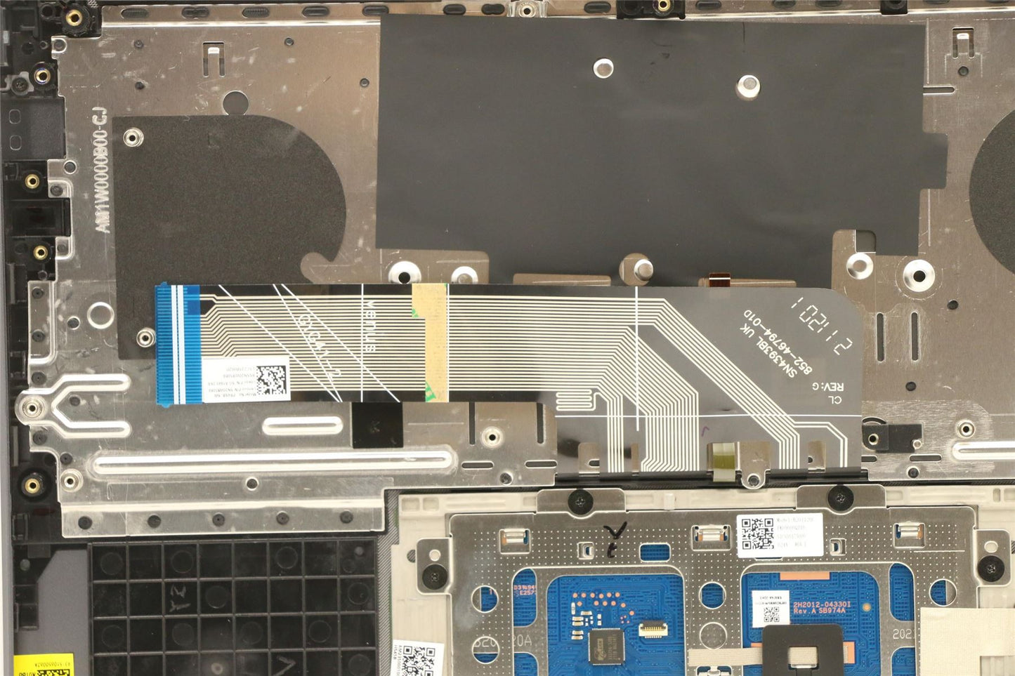 Lenovo Upper Case ASM_SWS L82NJ S/G DIS 5CB1D66024