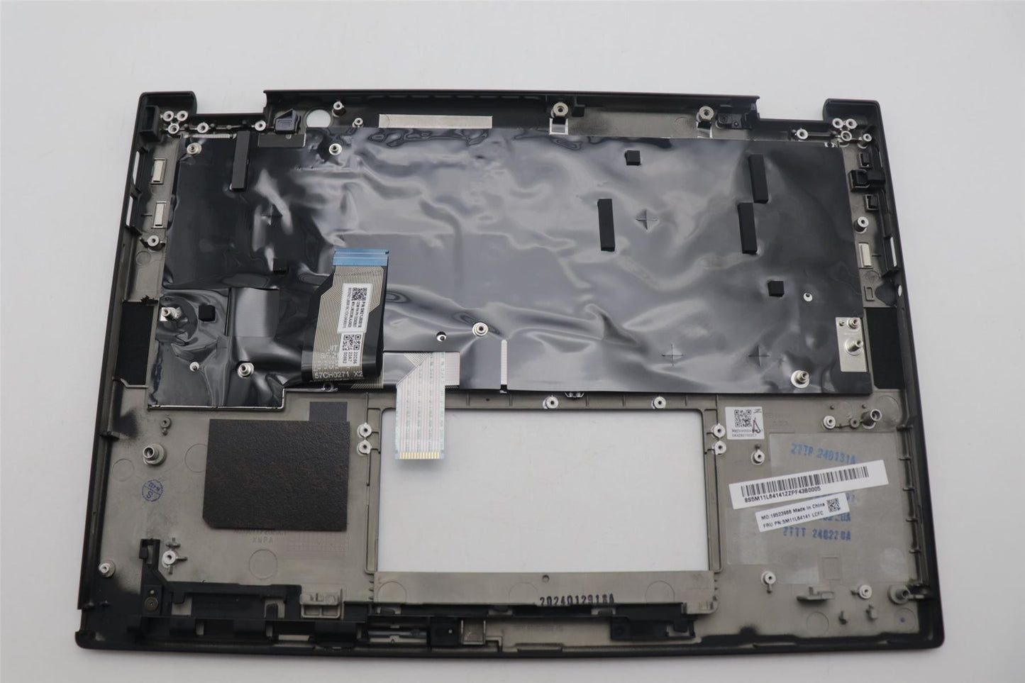 Lenovo ThinkPad X13 Gen 4 Keyboard Palmrest Top Cover Latin Spanish 5M11L64141