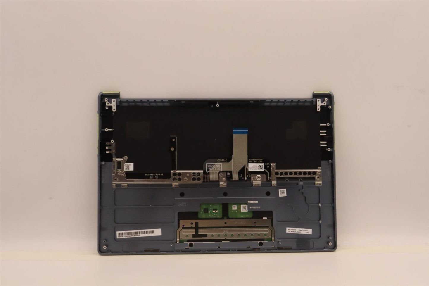 Lenovo Yoga 7 14IAH7 Palmrest Cover Touchpad Keyboard Slovenian 5CB1J23823