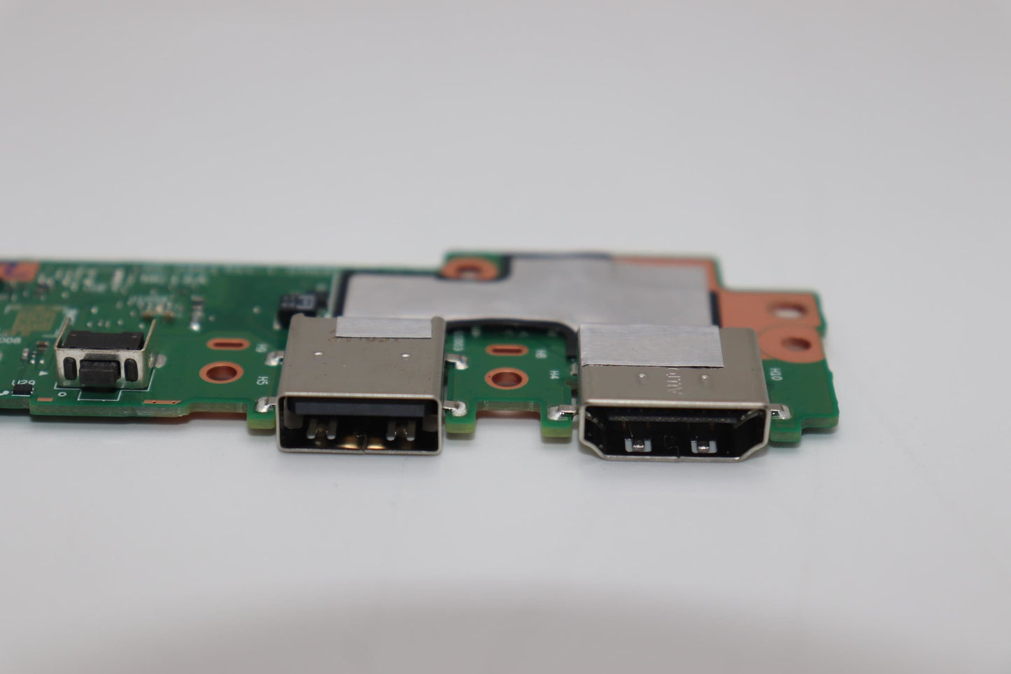 Lenovo CARDPOP IO/B NSG463 I/O WWAN Board 5C51P67050