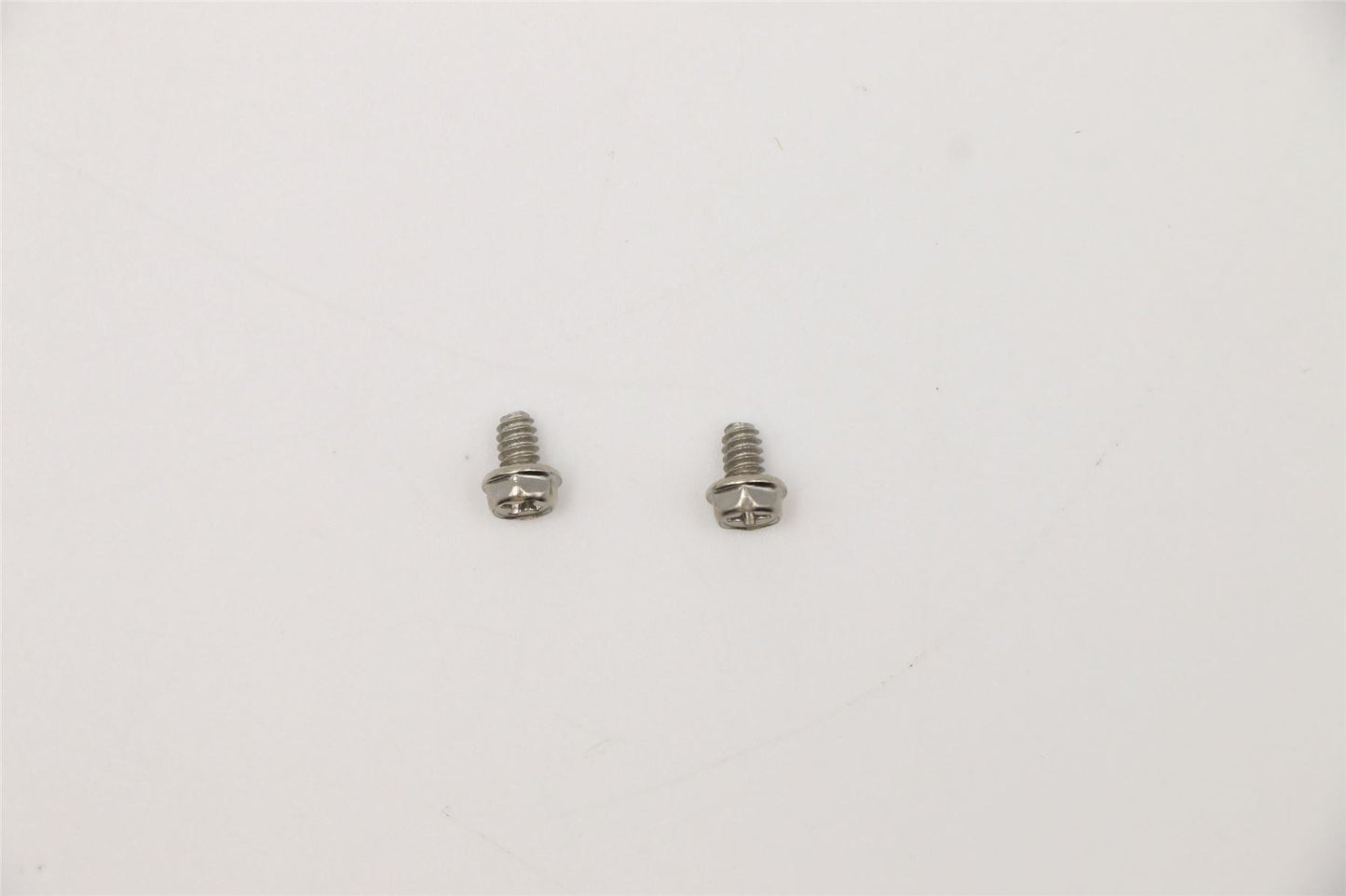 Lenovo Screw,#6-32xL8,Hexhead 5S10U51626