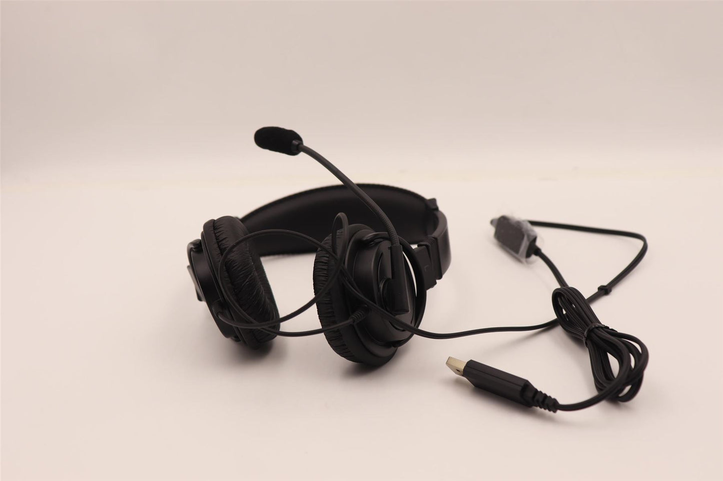 Lenovo HEADSET FRUSelect USB-A Headset_ILC 5H31F38786