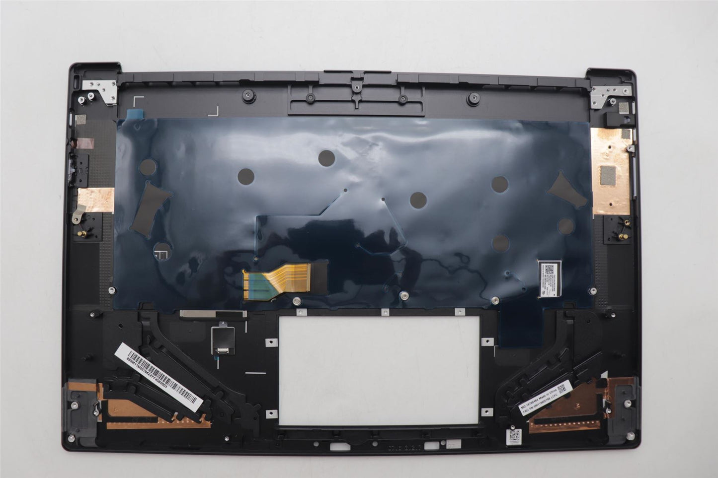 Lenovo MECH_ASM KBD BZL,WL,FPR,BK,SRX,RUS 5M11M05822