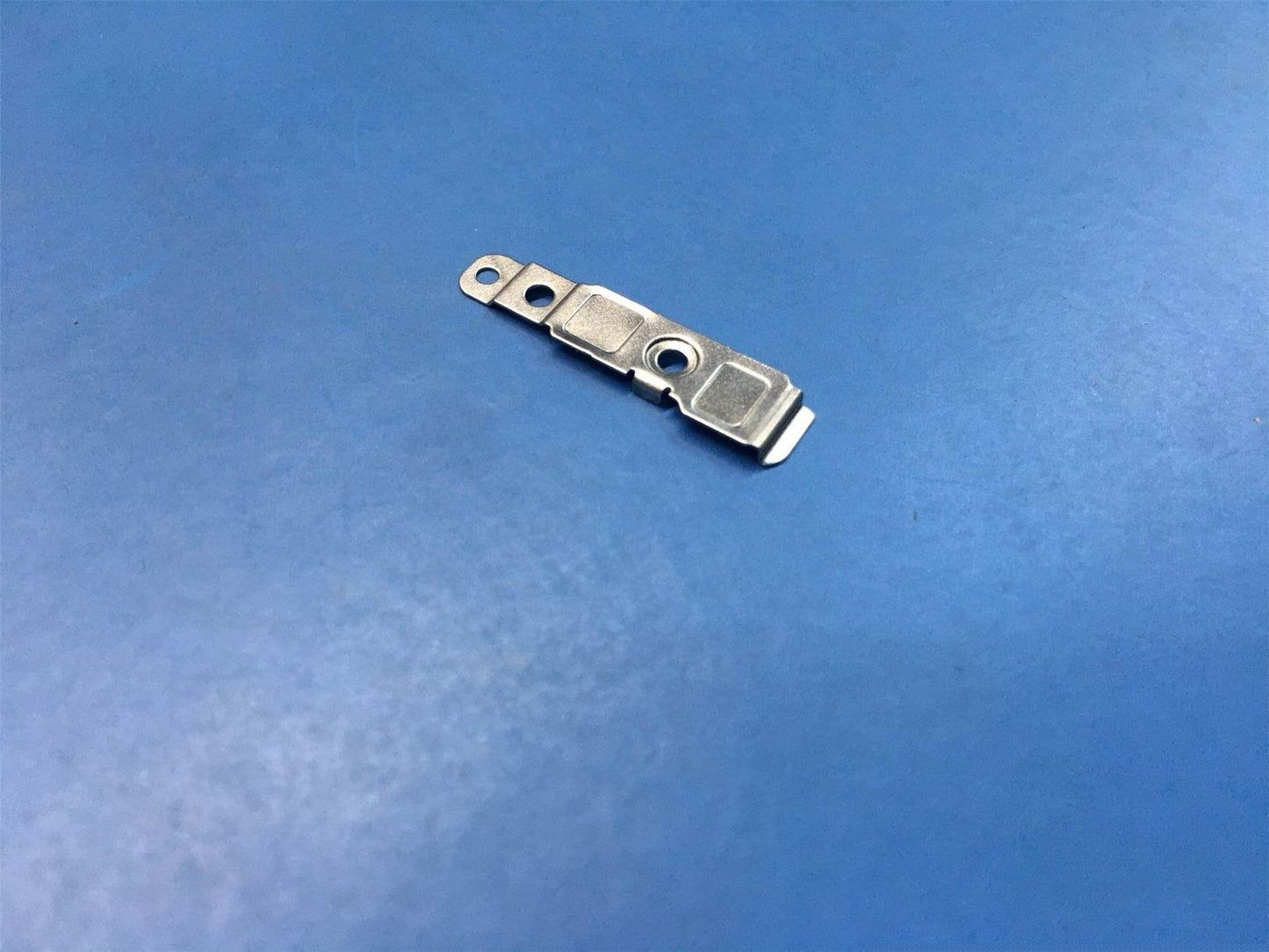 Lenovo SP101FU Batt Conn Metal&*81806-00009 CS 5M88C21893