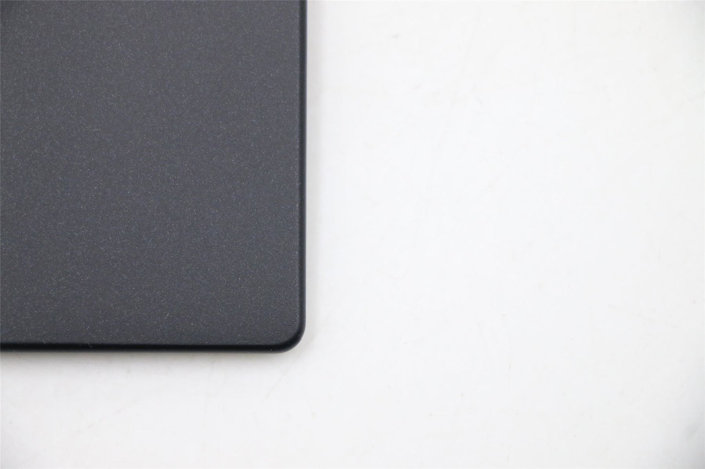 Lenovo COVER A_Cov,BK,FHD STD wo/CAM wo/GSK 5CB0V81896