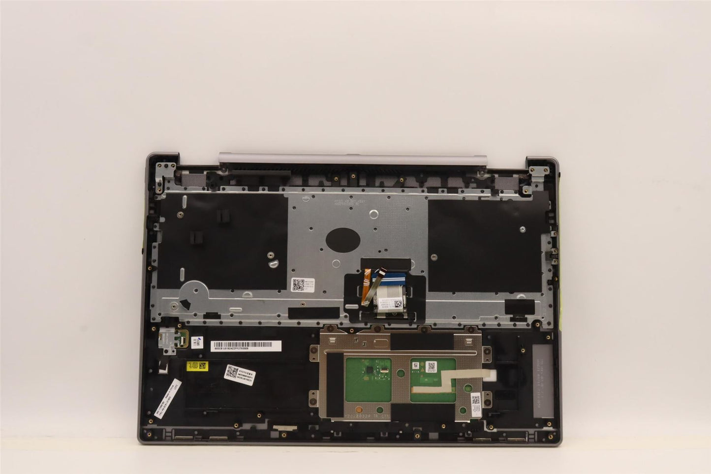 Lenovo Upper Case ASM_FRA L82QG FPAG 5CB1J01824