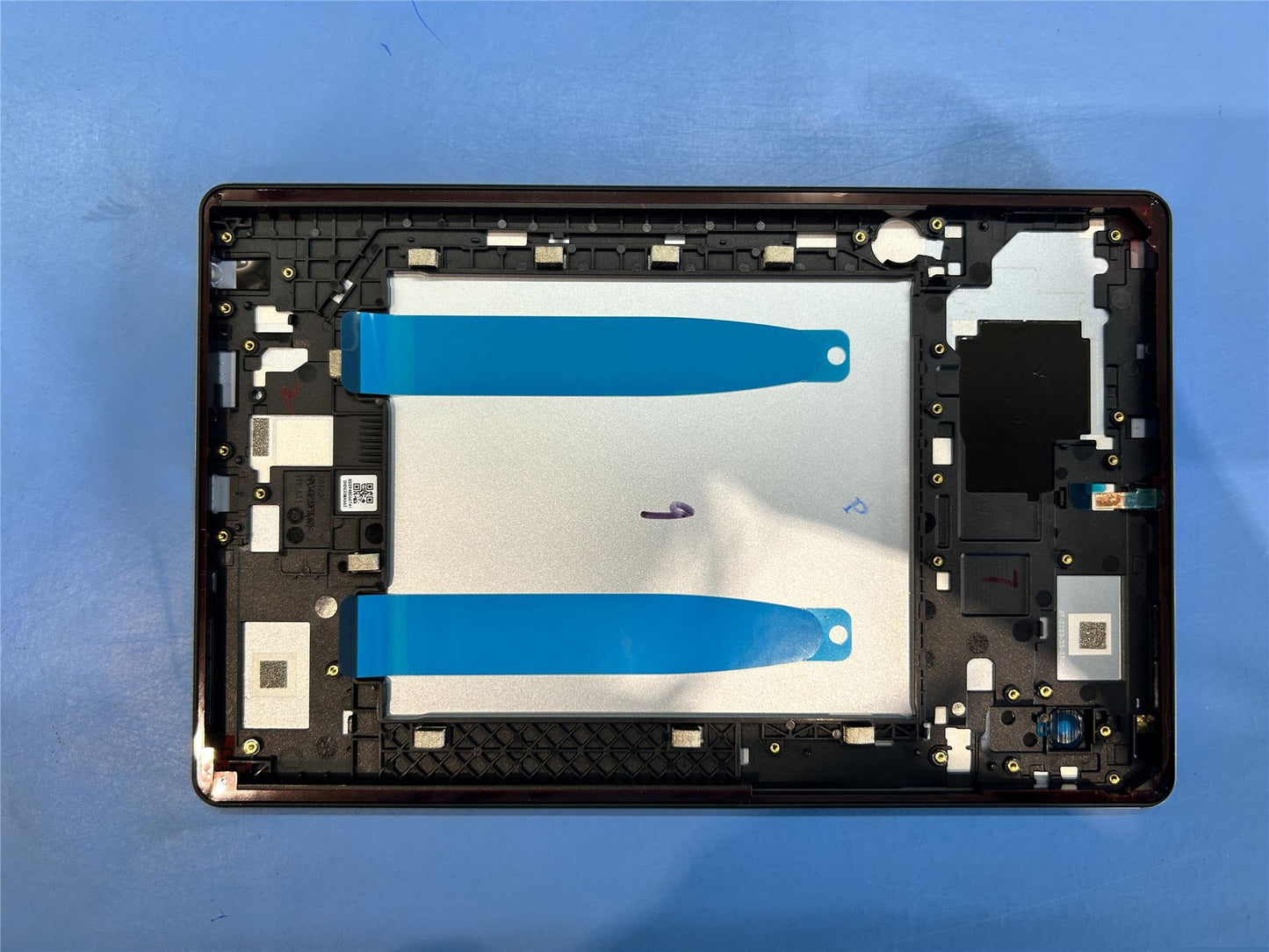 Lenovo TB310FU Bl_ R_Cover&*S101-CH4020-000 CS 5S58C22229