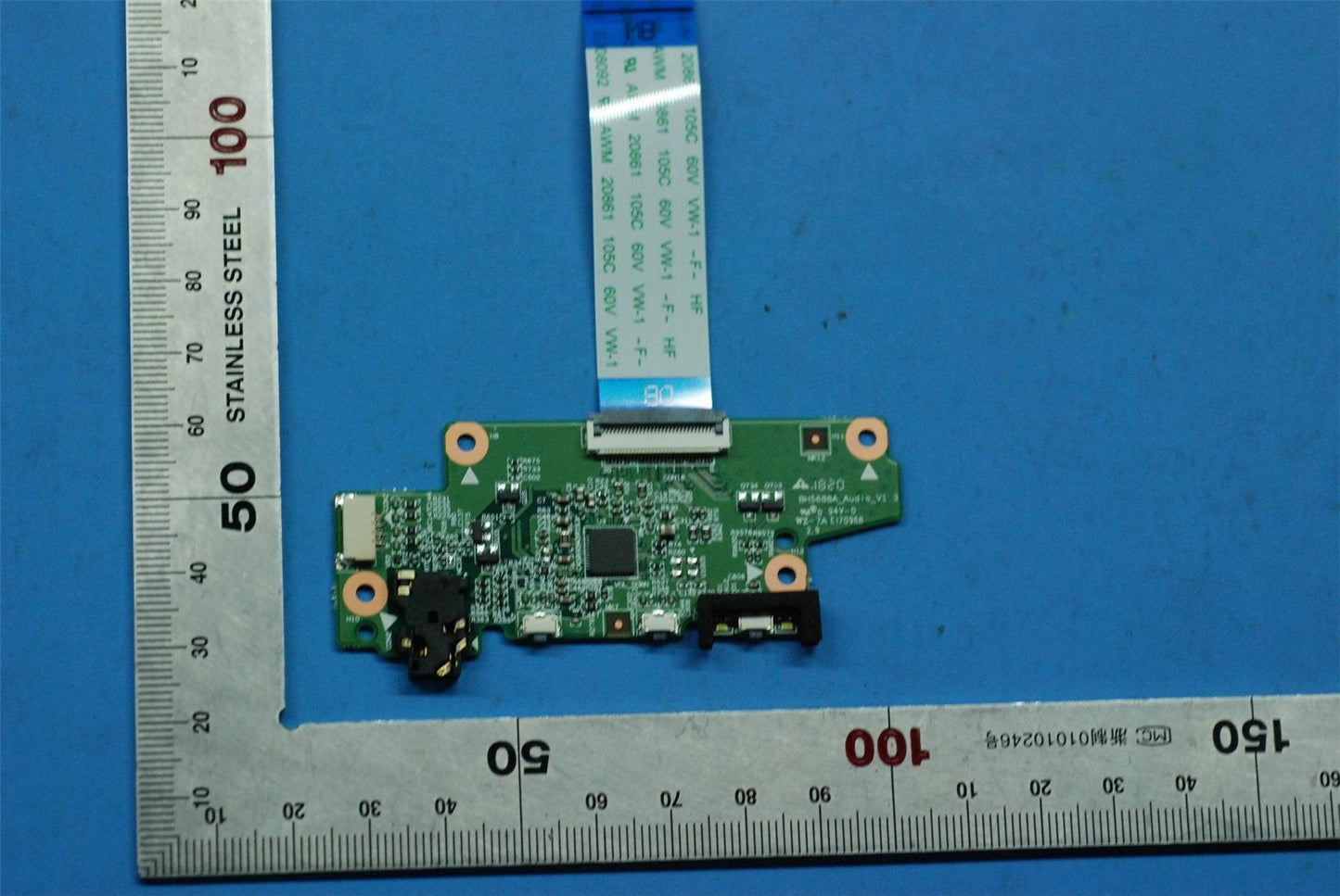 Lenovo N23 Audio Sub Board new&*3202-02271 CS 5P68C11489