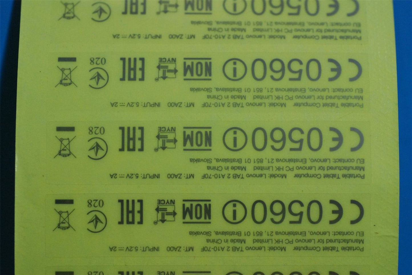 Lenovo A10-70 ROW RatingLabel&*HQ60401819000 CS 5L18C01481