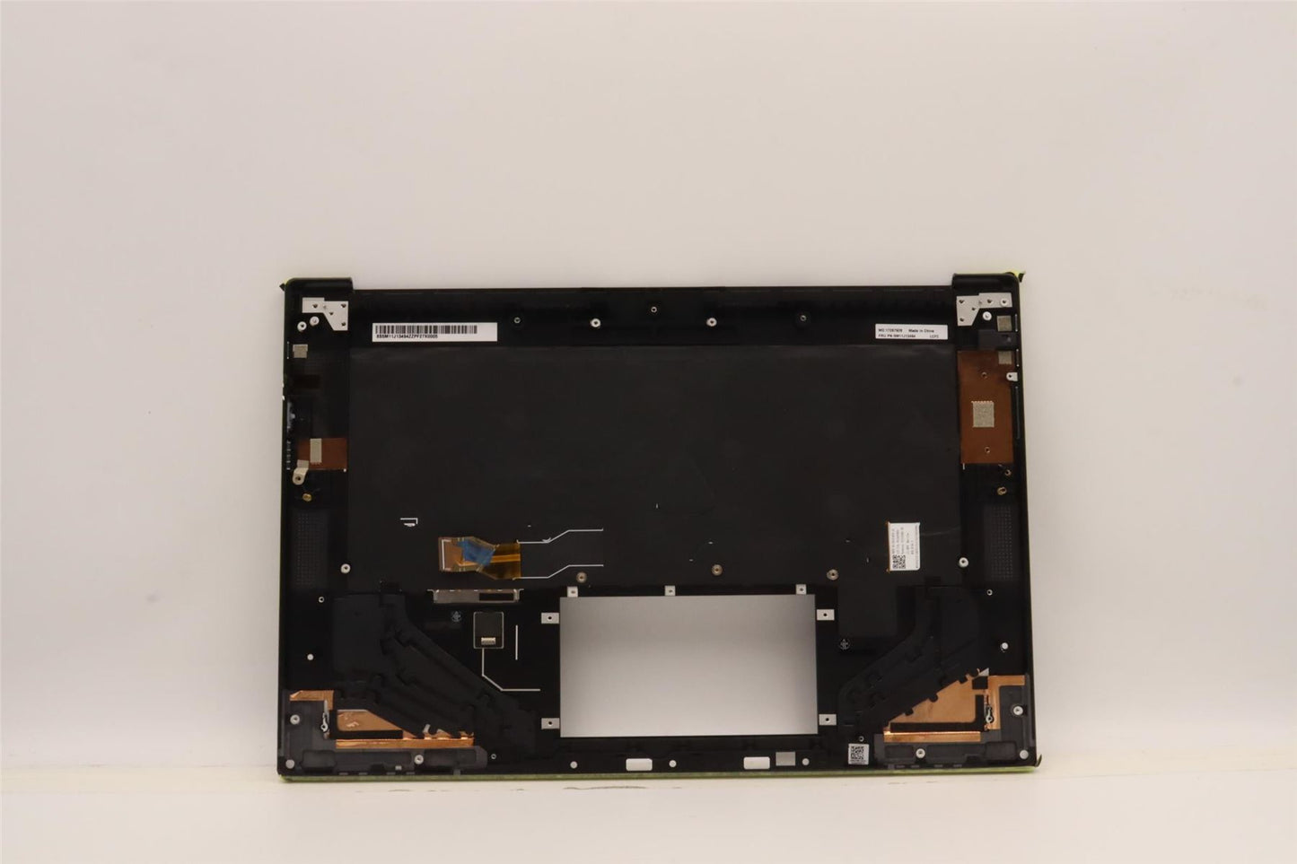 Lenovo ThinkPad Z16 Gen 1 Keyboard Palmrest Top Cover Nordic Black 5M11J13422
