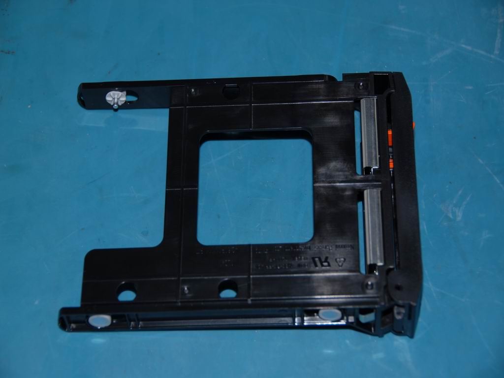 Lenovo Husum BRKT CARRIER HT-361A(R) HDD Bracket Board 31038761
