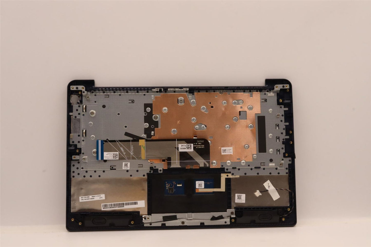 Lenovo Upper Case ASM_EURO ENGL82RJFPABBL 5CB1H39333