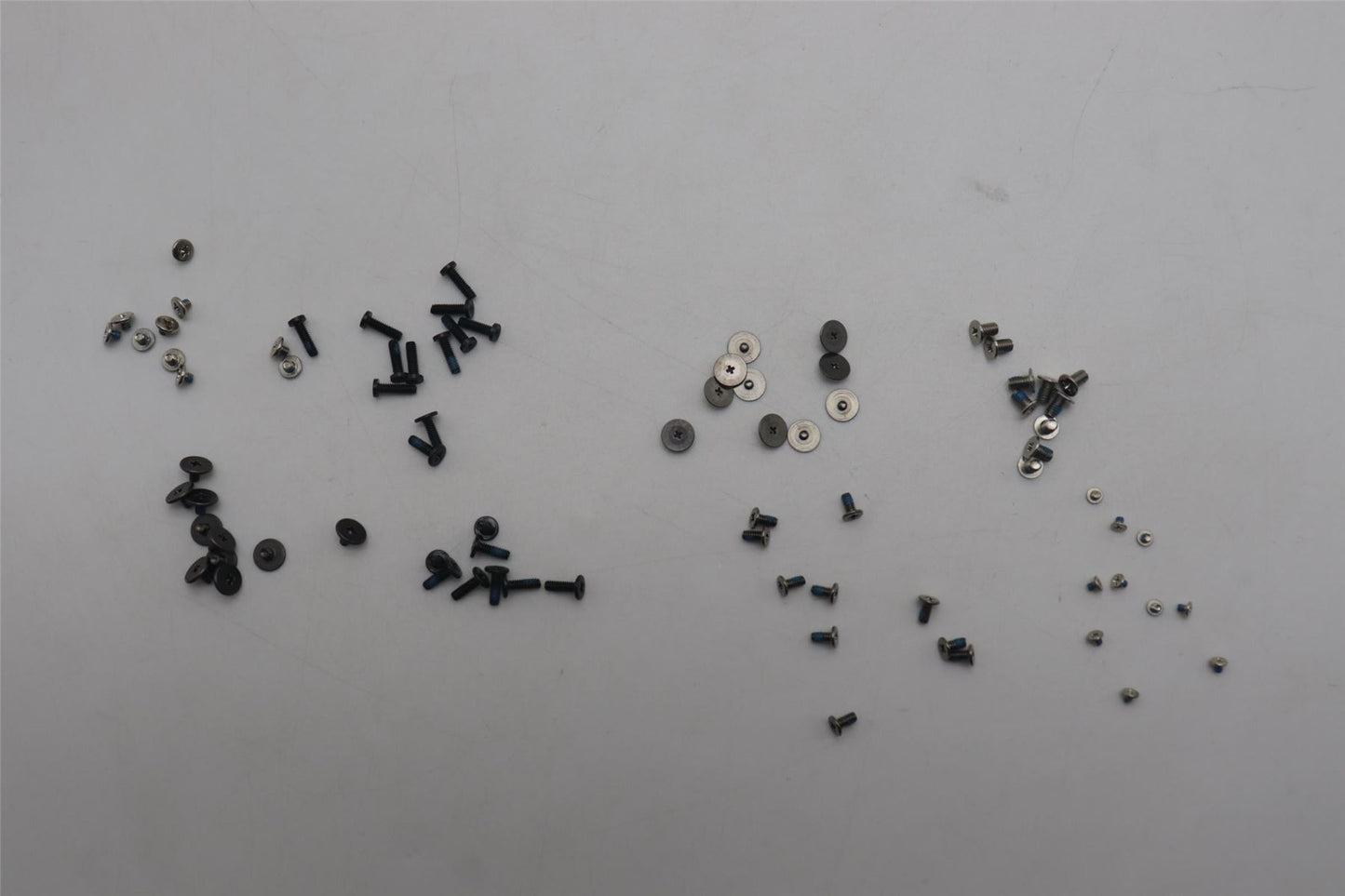 Lenovo SCREW Screw L 83G0 KITS 5S10S35629