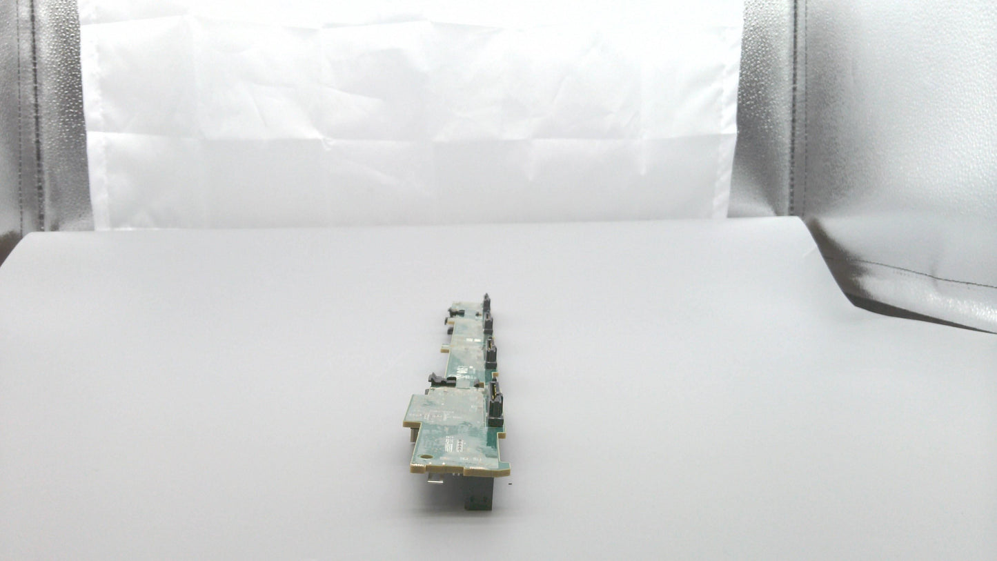 Lenovo ThinkSerBP_1u4x3.5_SAS_v1.0 SAS Board 00HV403