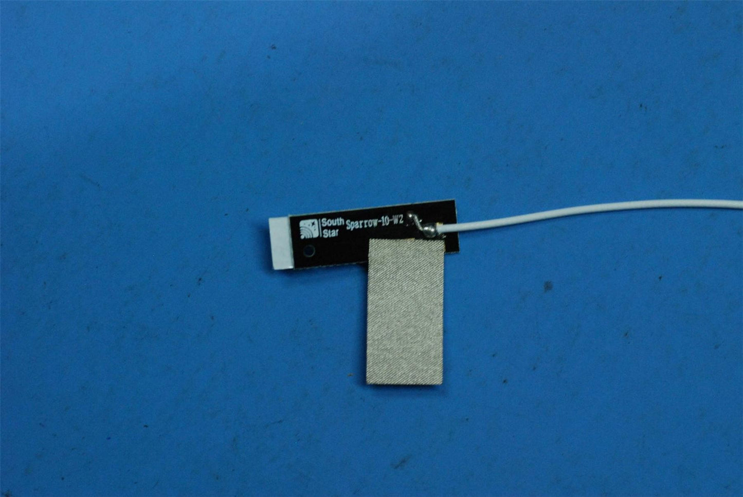 Lenovo SD-X701B Middle Wifi Antenna&*42300099CS 5A38C10833