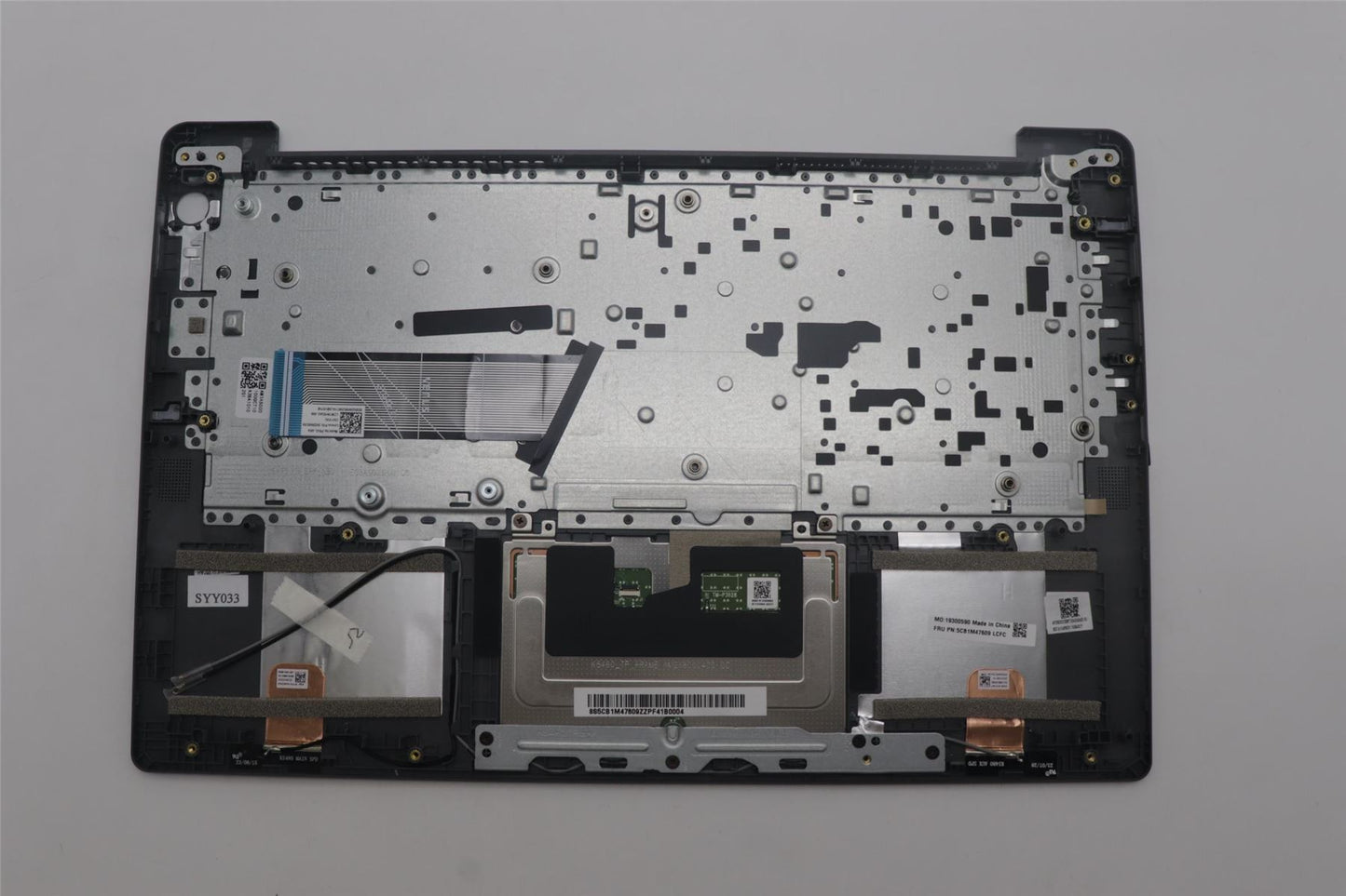 Lenovo IdeaPad 3 14IRH8 Palmrest Cover Touchpad Keyboard Arabic 5CB1M47609