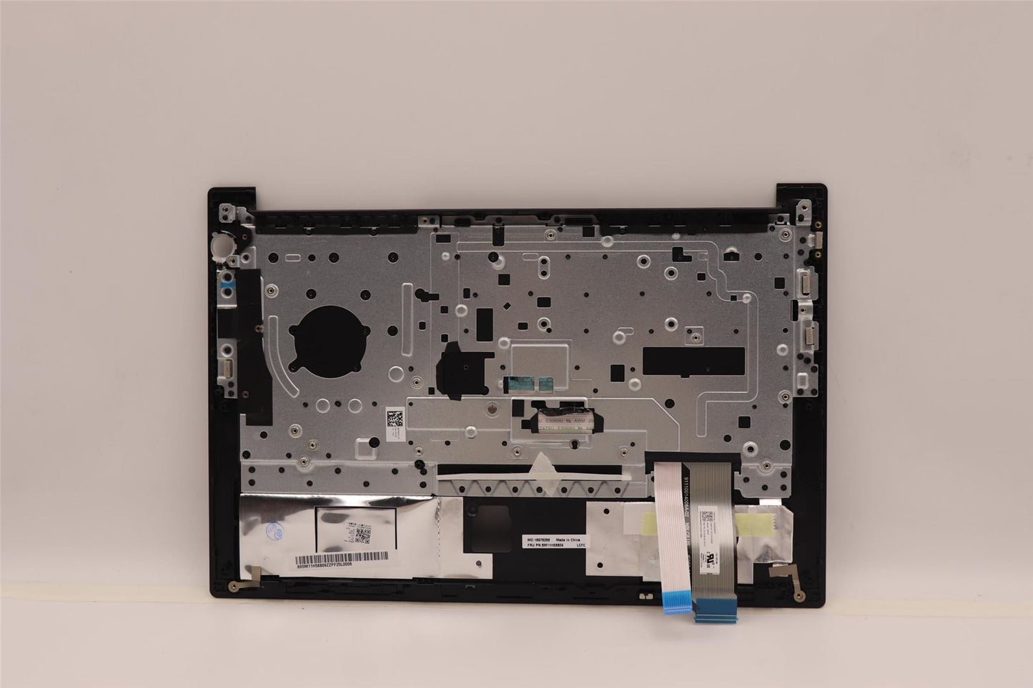 Lenovo ThinkPad E14 Gen 4 s Keyboard Palmrest Top Cover US Black 5M11H58809
