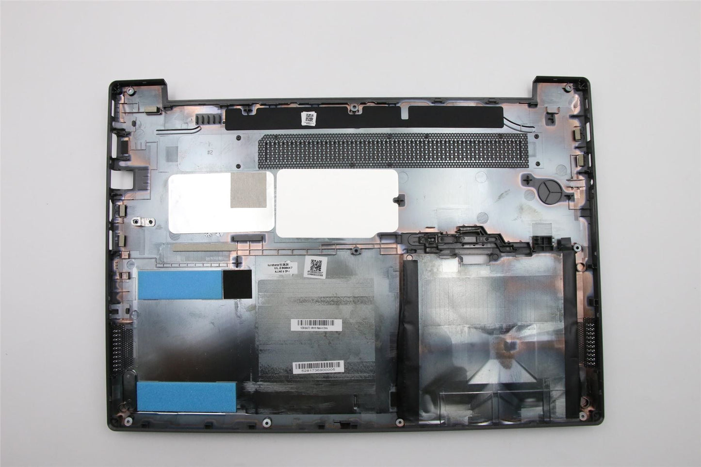 Lenovo V330-14ISK V330-14IKB Base inférieure Couvercle du châssis inférieur Gris 5CB0Q64272
