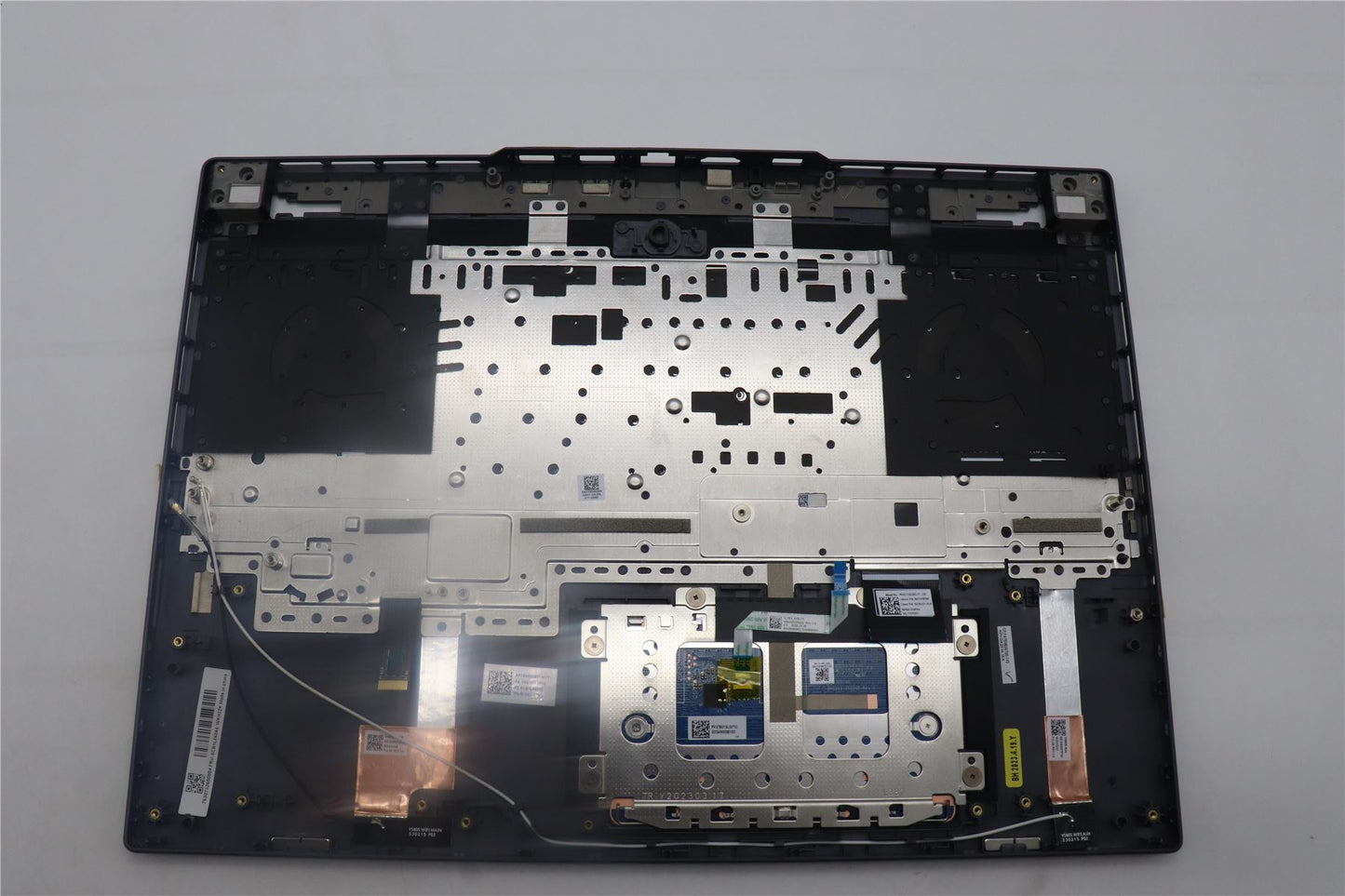 Lenovo Slim 5 16IRH8 5 16APH8 Palmrest Cover Touchpad Keyboard 5CB1L56044