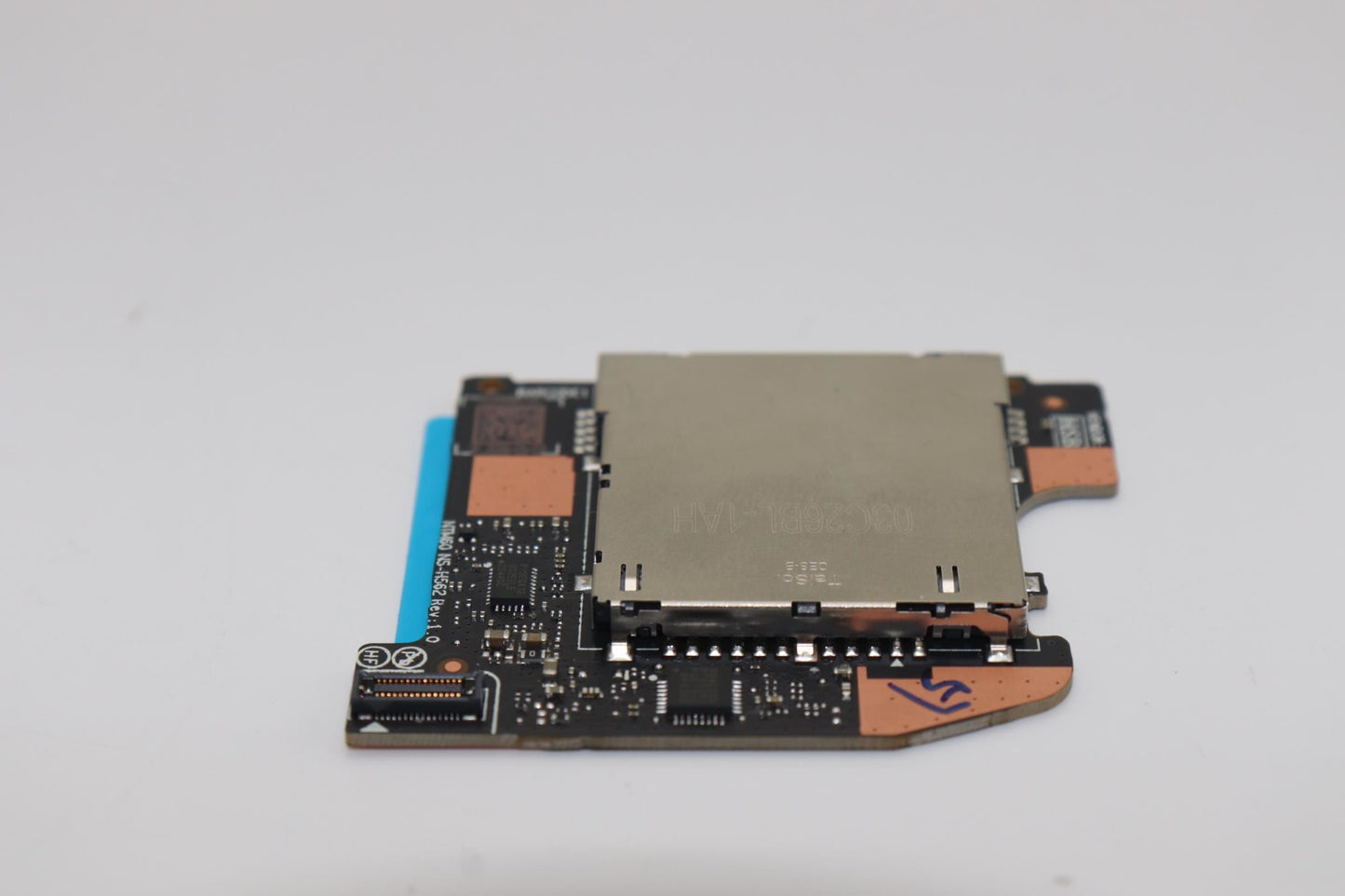 Lenovo CARDPOP NTM60 SD Board 5C51T63065