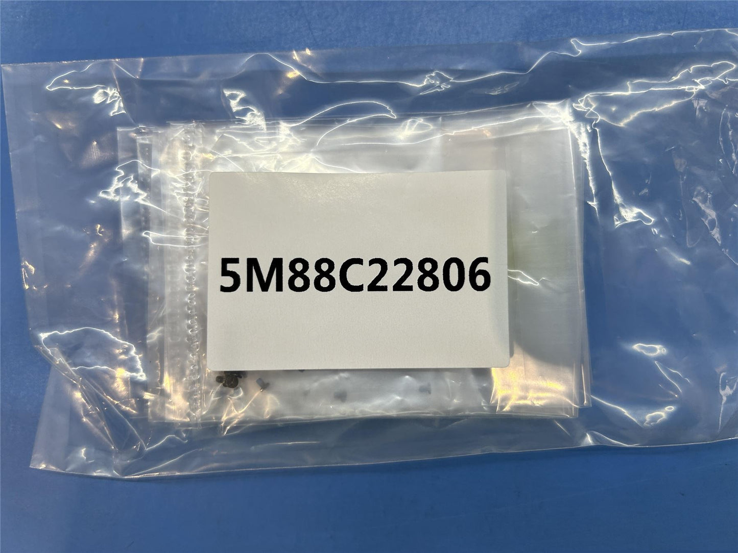 Lenovo TB360ZU Screw&*HQ22111339000 CS 5M88C22806