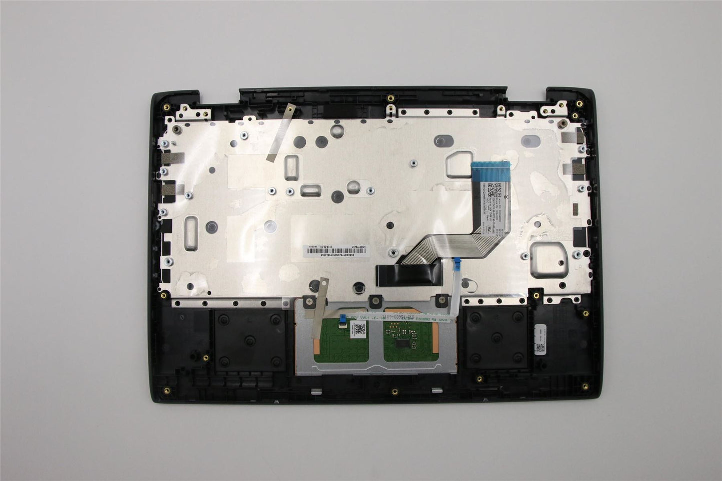 Lenovo Upper Case ASM UK B 81MB N SPT 5M 5CB0T79497